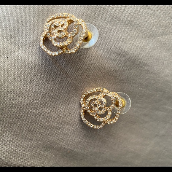 Crystal Rose Shaped Studs - Picture 1 of 1